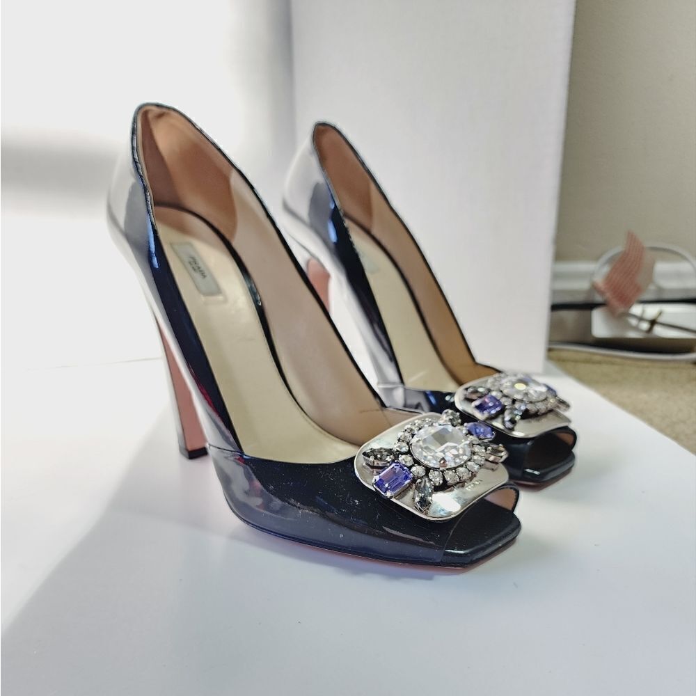 Prada   - Picture 6 of 17